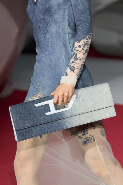 Look 14